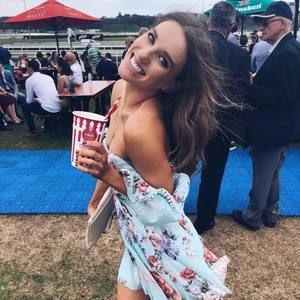 Meet your Posher, Sam